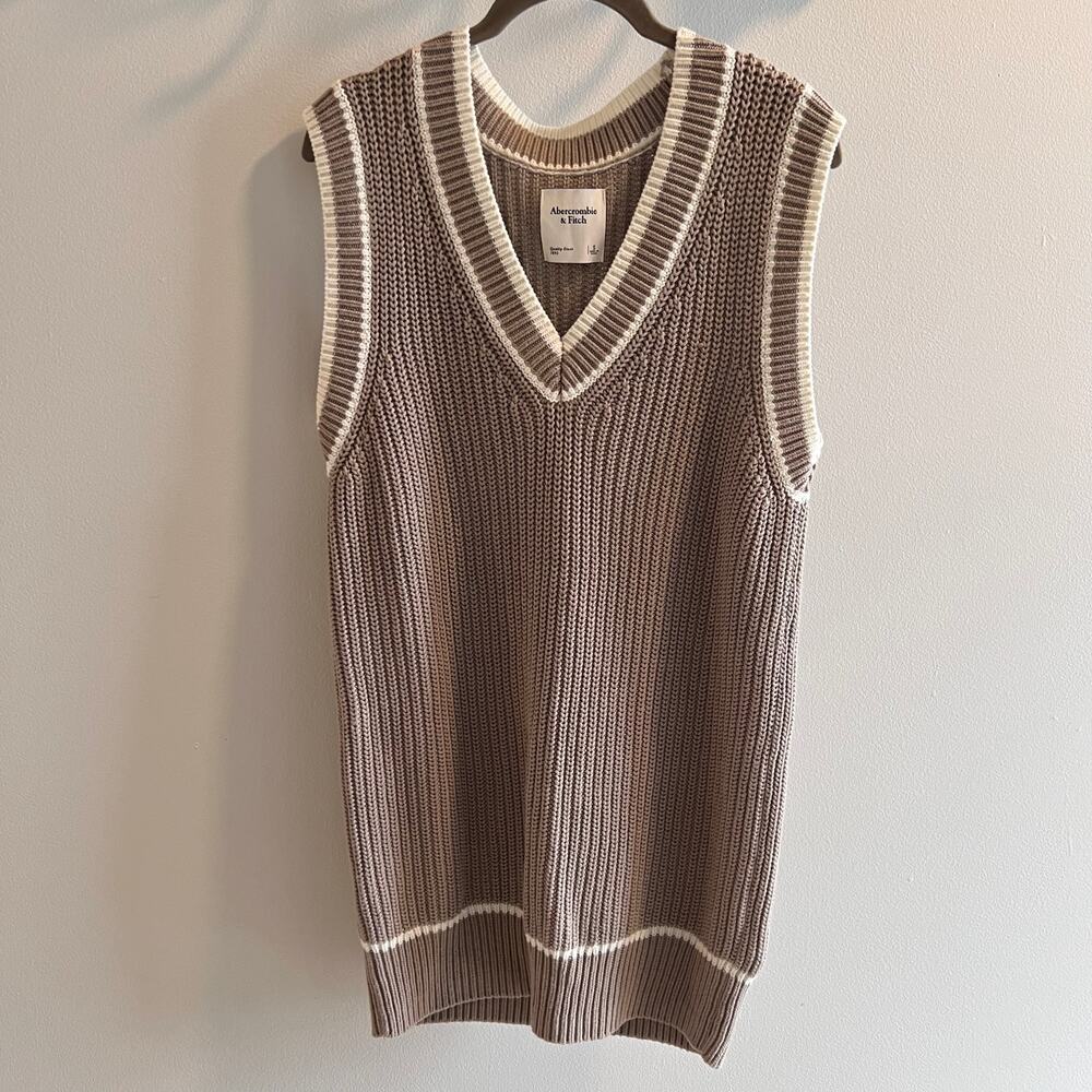 Abercrombie & Fitch Tan and Cream V-neck Sleeveless Sweater Dress Size S